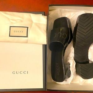 Gucci sandals